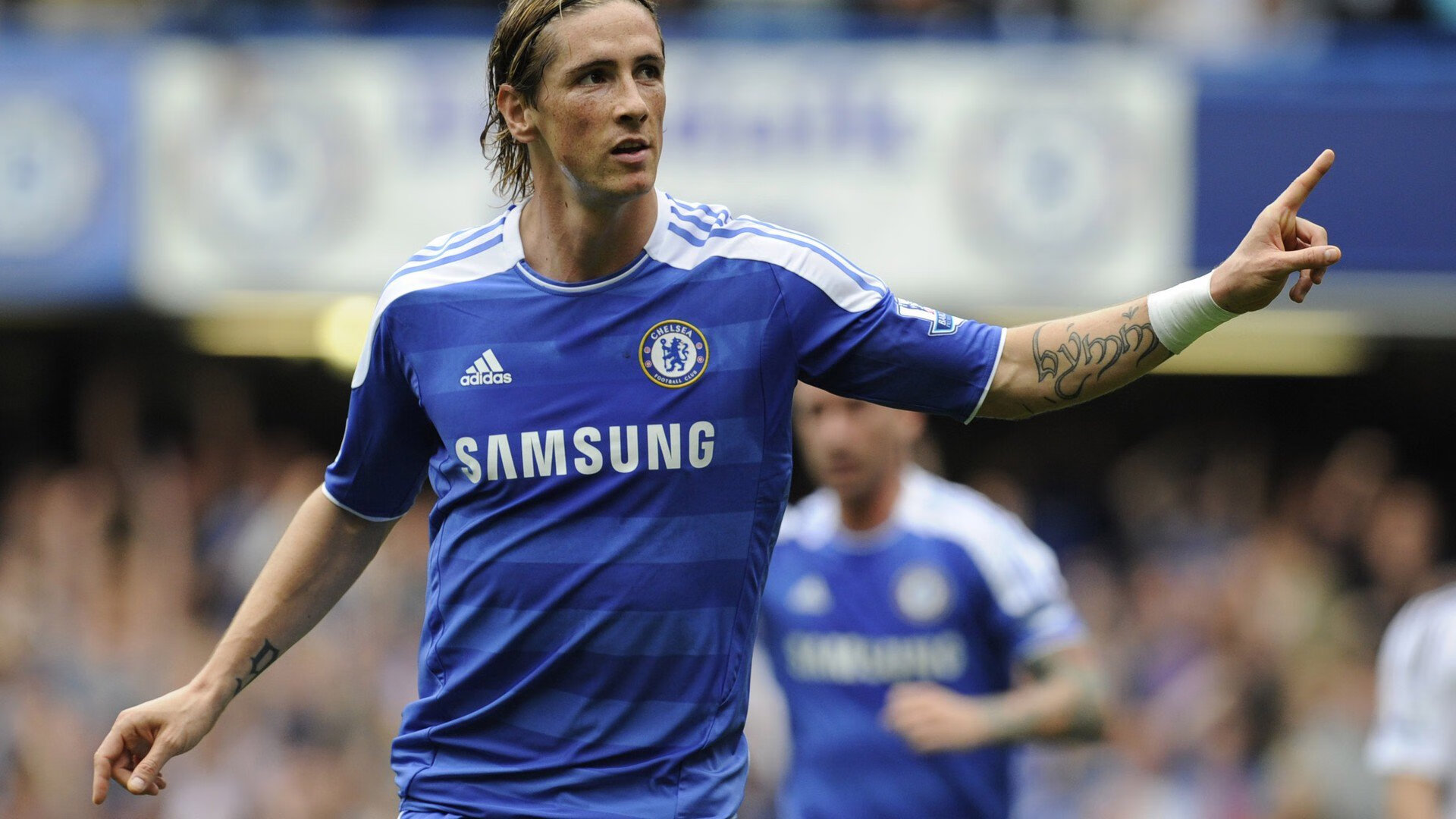 开云·体育官网-欧冠名额激烈争夺，积分榜上的生死瞬间，欧冠目前积分排名