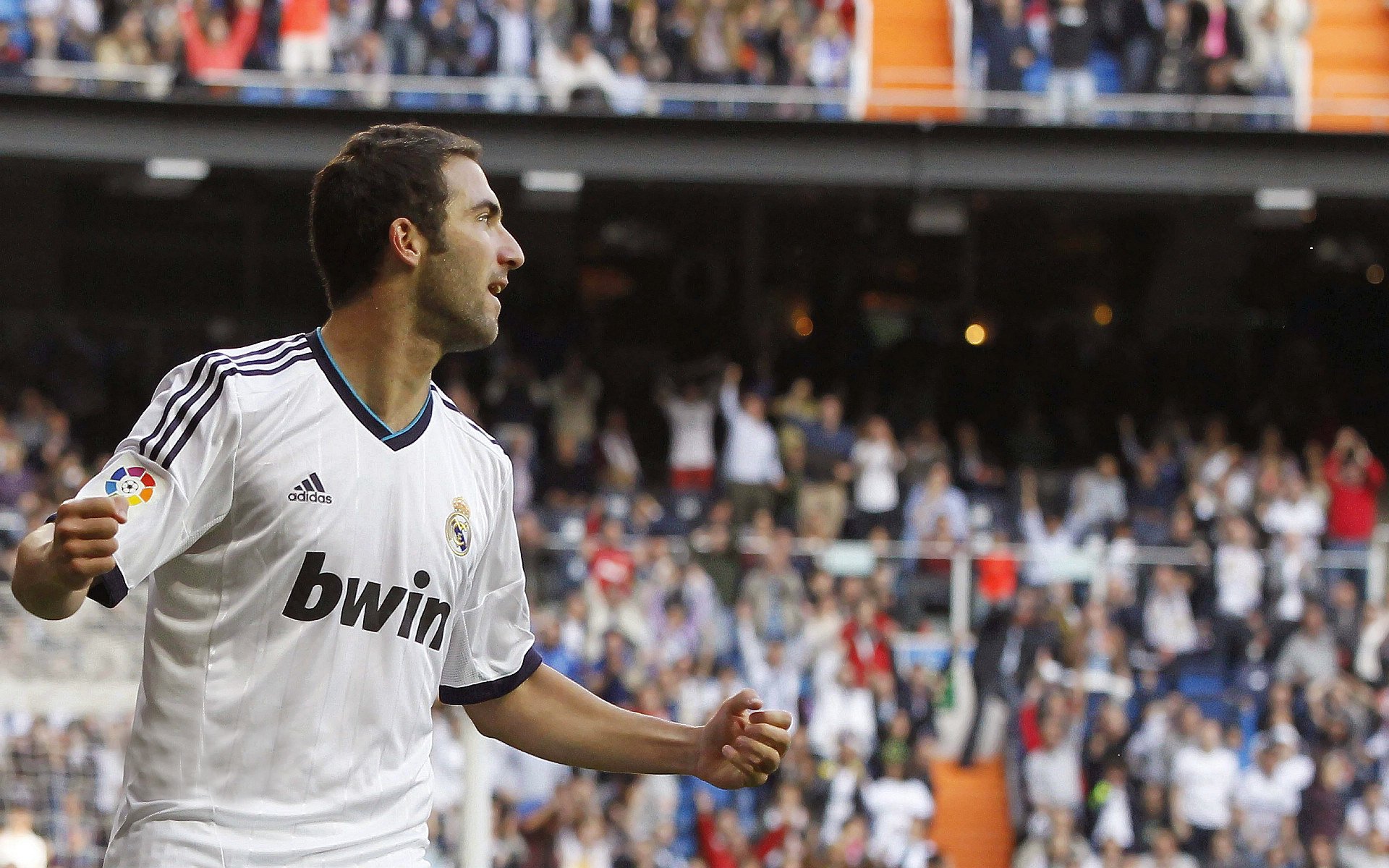 开云·体育官网-切尔西夺冠引发媒体热议，成热门话题，切尔西夺冠球迷反应